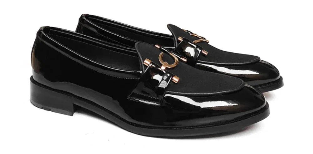BLACK S BUCKEL SWEET