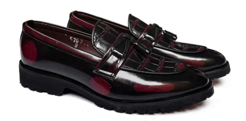 MAROON TEXTURED TASSELS VB
