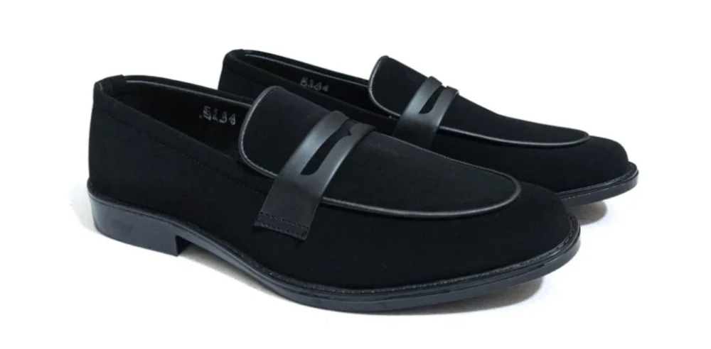 SUEDE WITHOUT BUCKEL BLACK